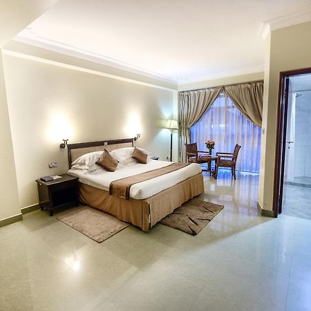 Hotel Sojovalo 캄팔라 외부 사진
