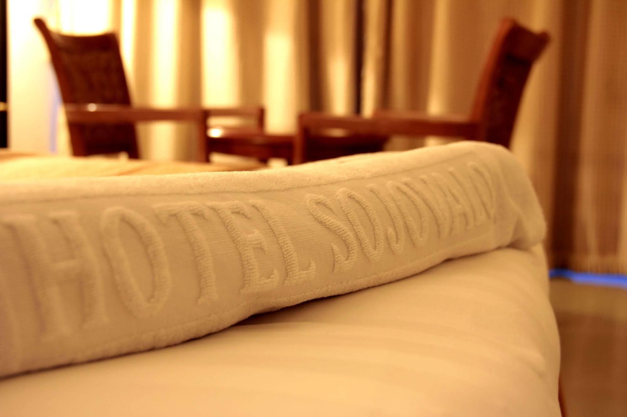 Hotel Sojovalo 캄팔라 외부 사진